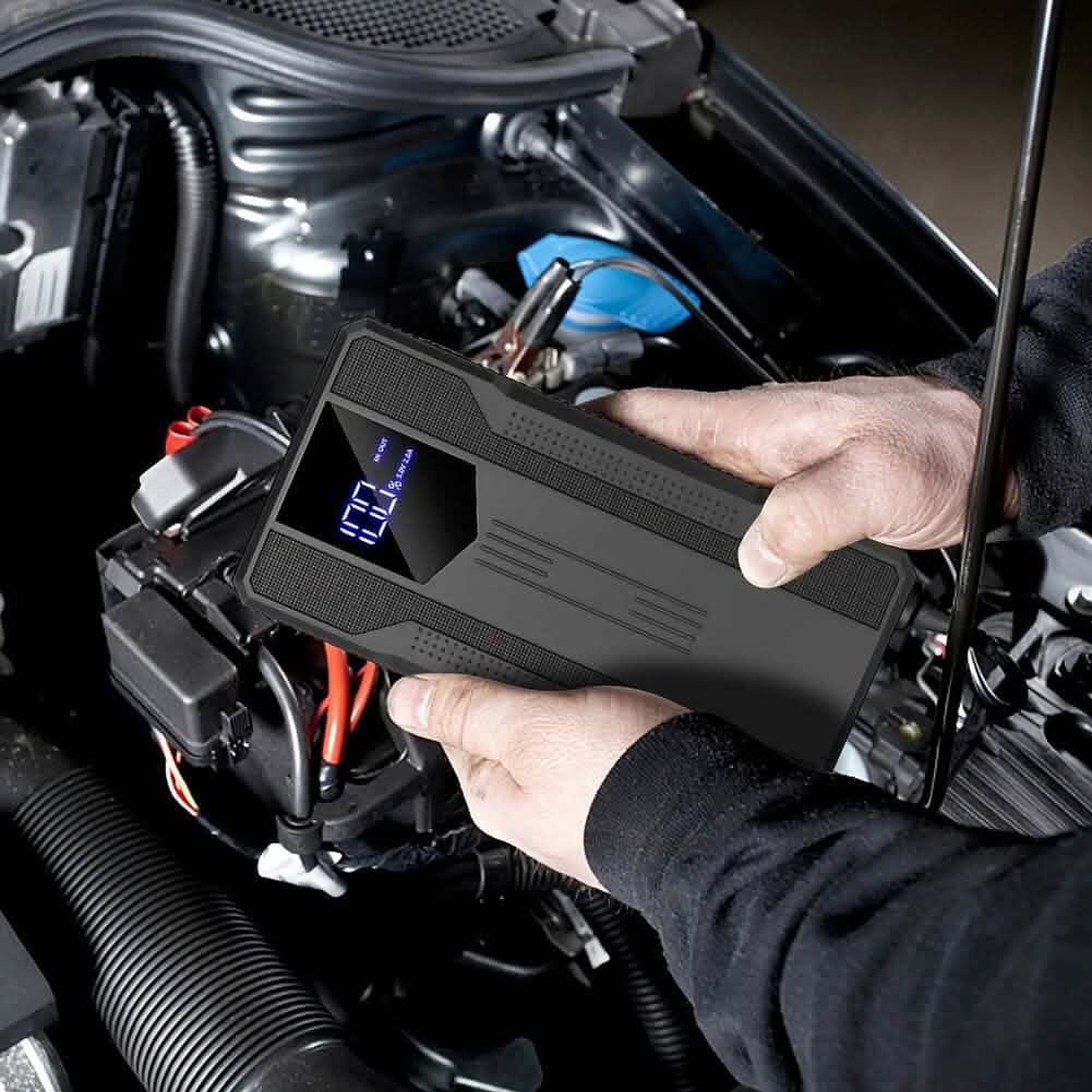 12V Ultra-Portable Car Battery Jump Starter with Advanced Smart Clip & Intuitive LCD Display