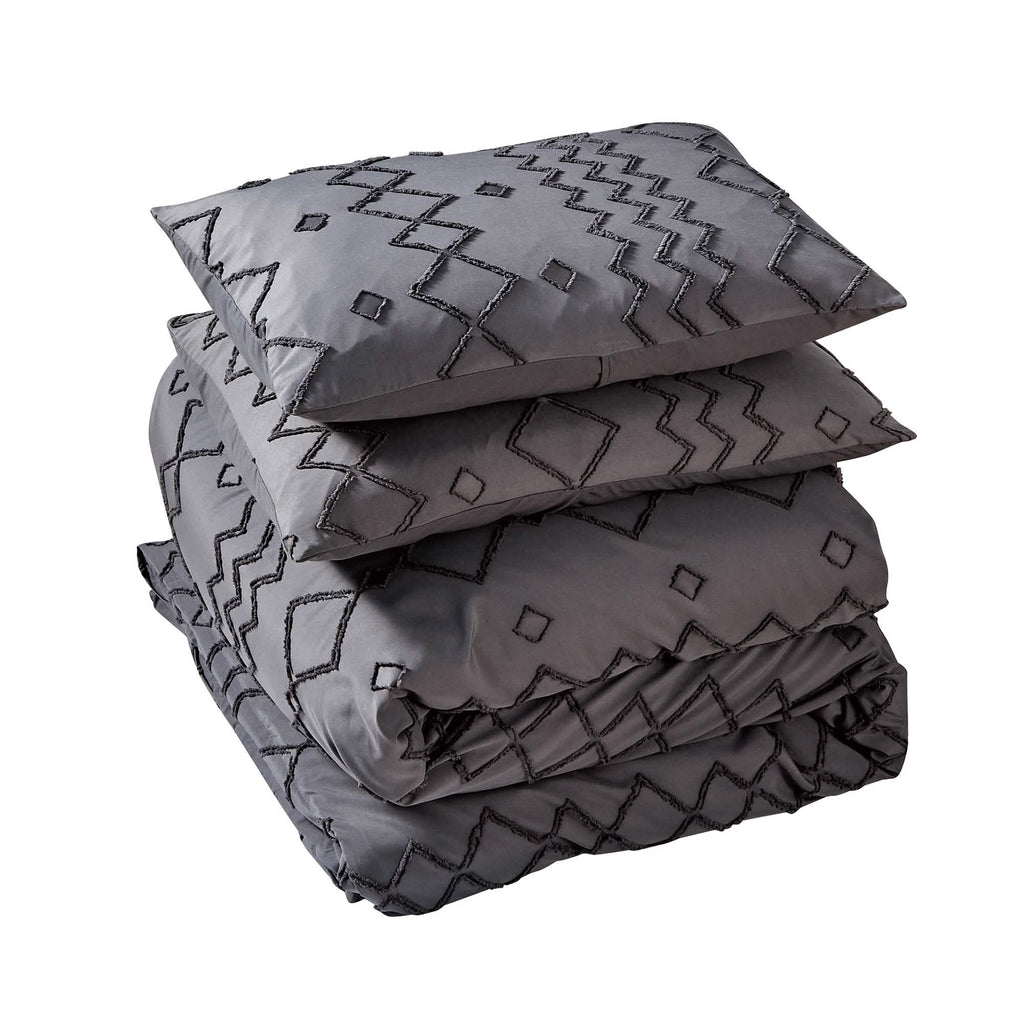 3-Piece Set: Bibb Home Tufted Clipped Duvet Cover