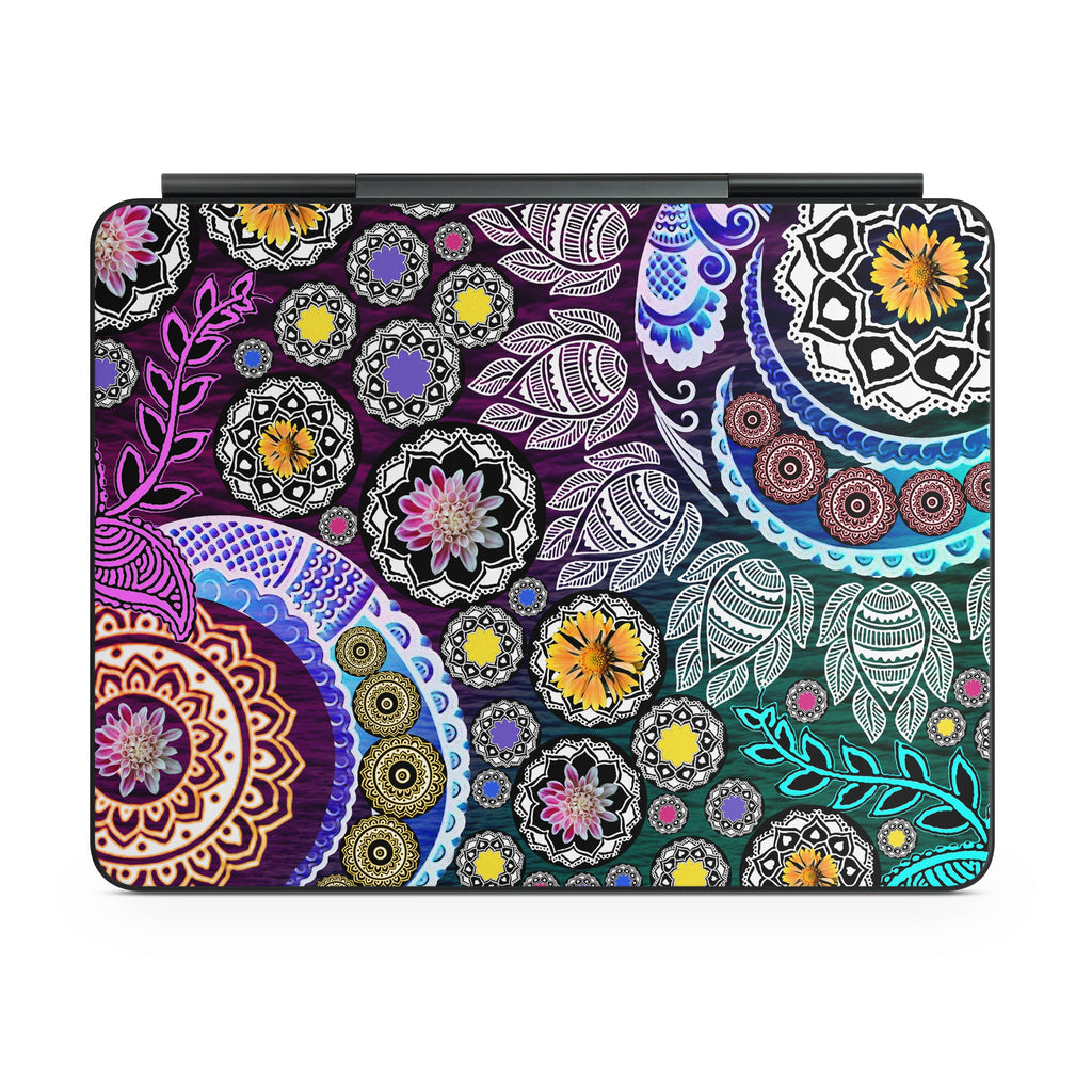 Mehndi Garden - Apple Magic Keyboard for iPad Skin